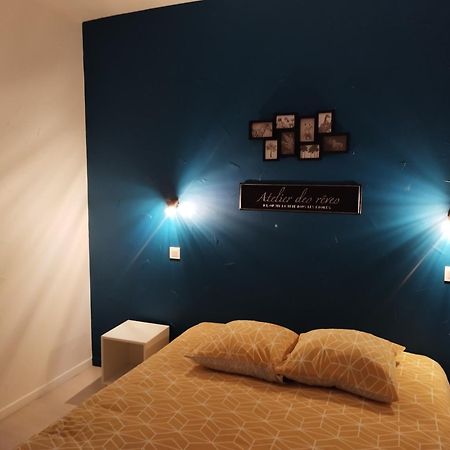 Hotel De La Loube La Roquebrussanne 外观 照片